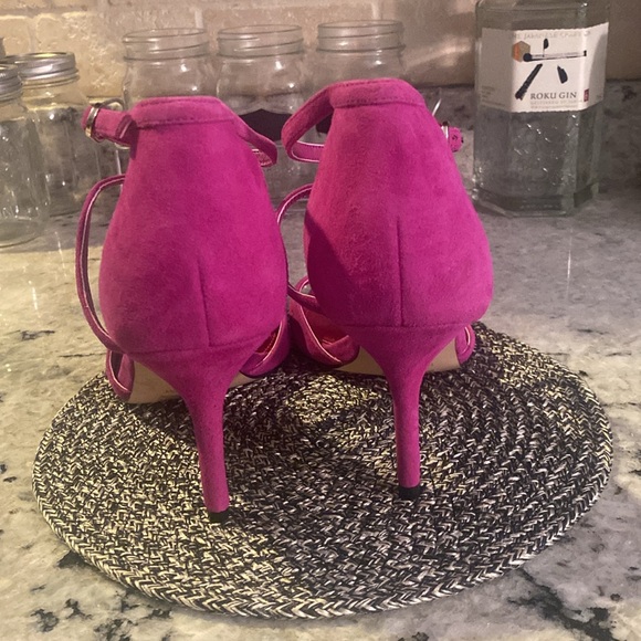 Nine West heels - Picture 5 of 7